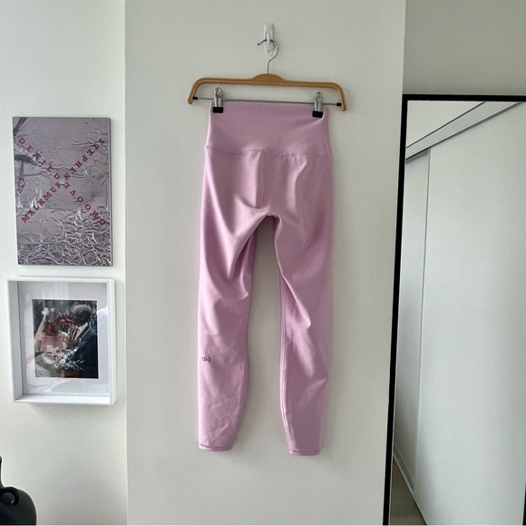 ALO Airlift High Waist Leggings - Sugarplum Pink - Picture 8 of 10